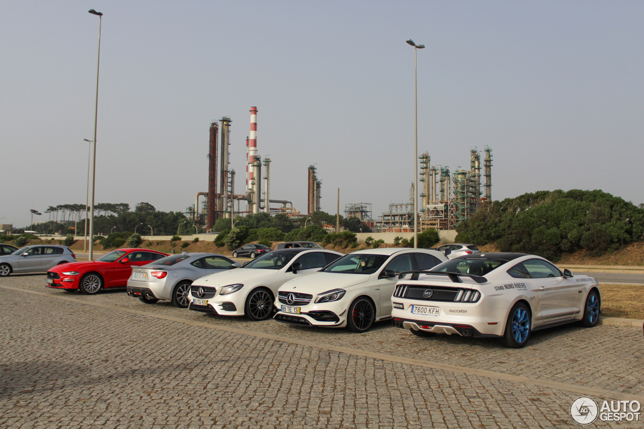 Mercedes-AMG A 45 W176 2015