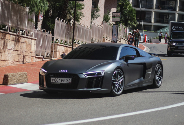 Audi R8 V10 Plus 2015