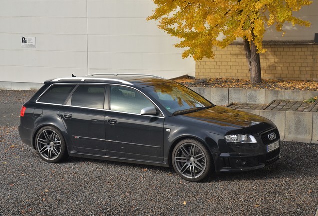 Audi RS4 Avant B7