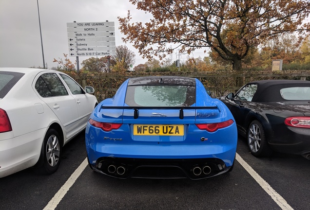 Jaguar F-TYPE SVR Coupé