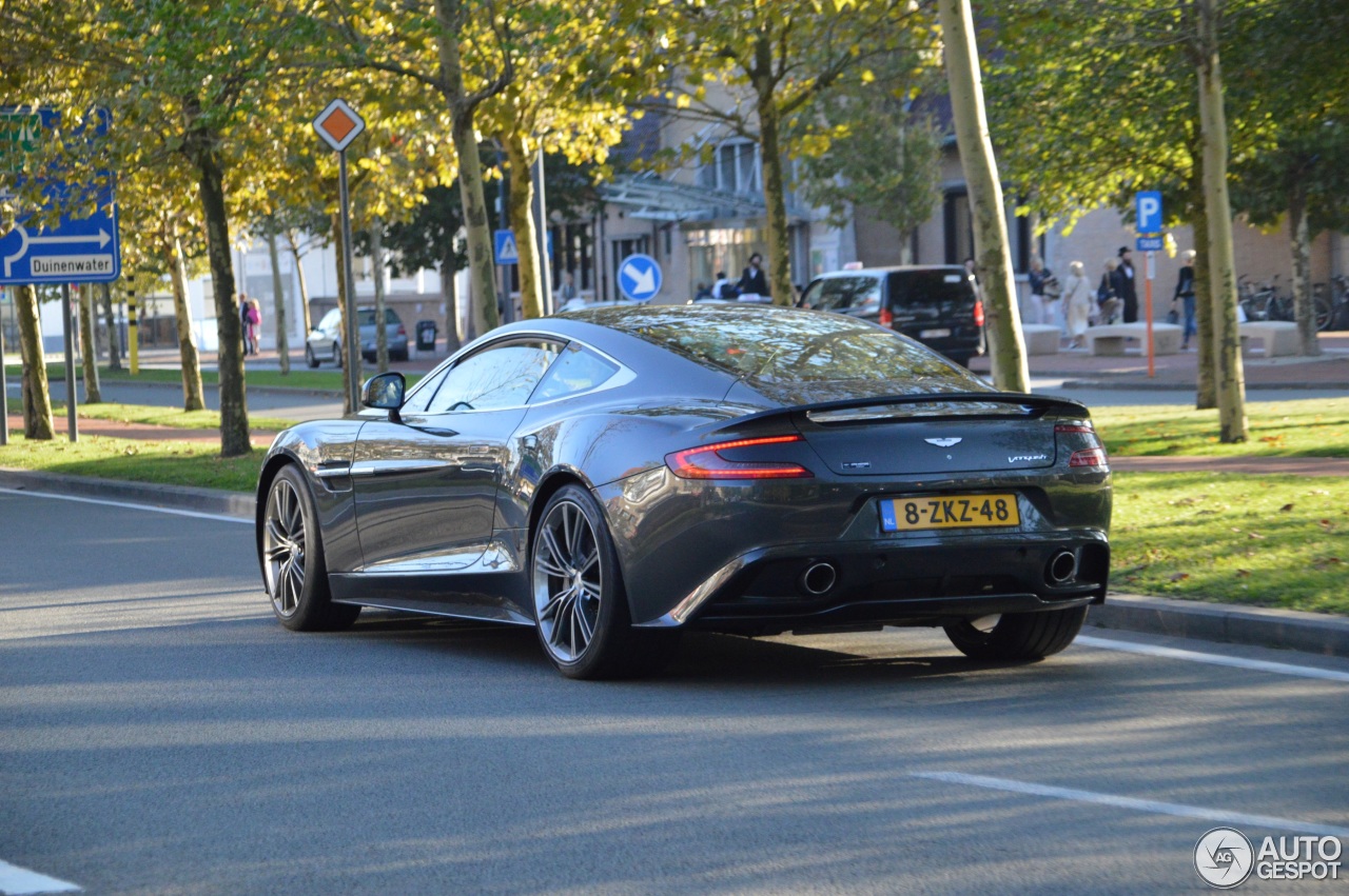 Aston Martin Vanquish 2013