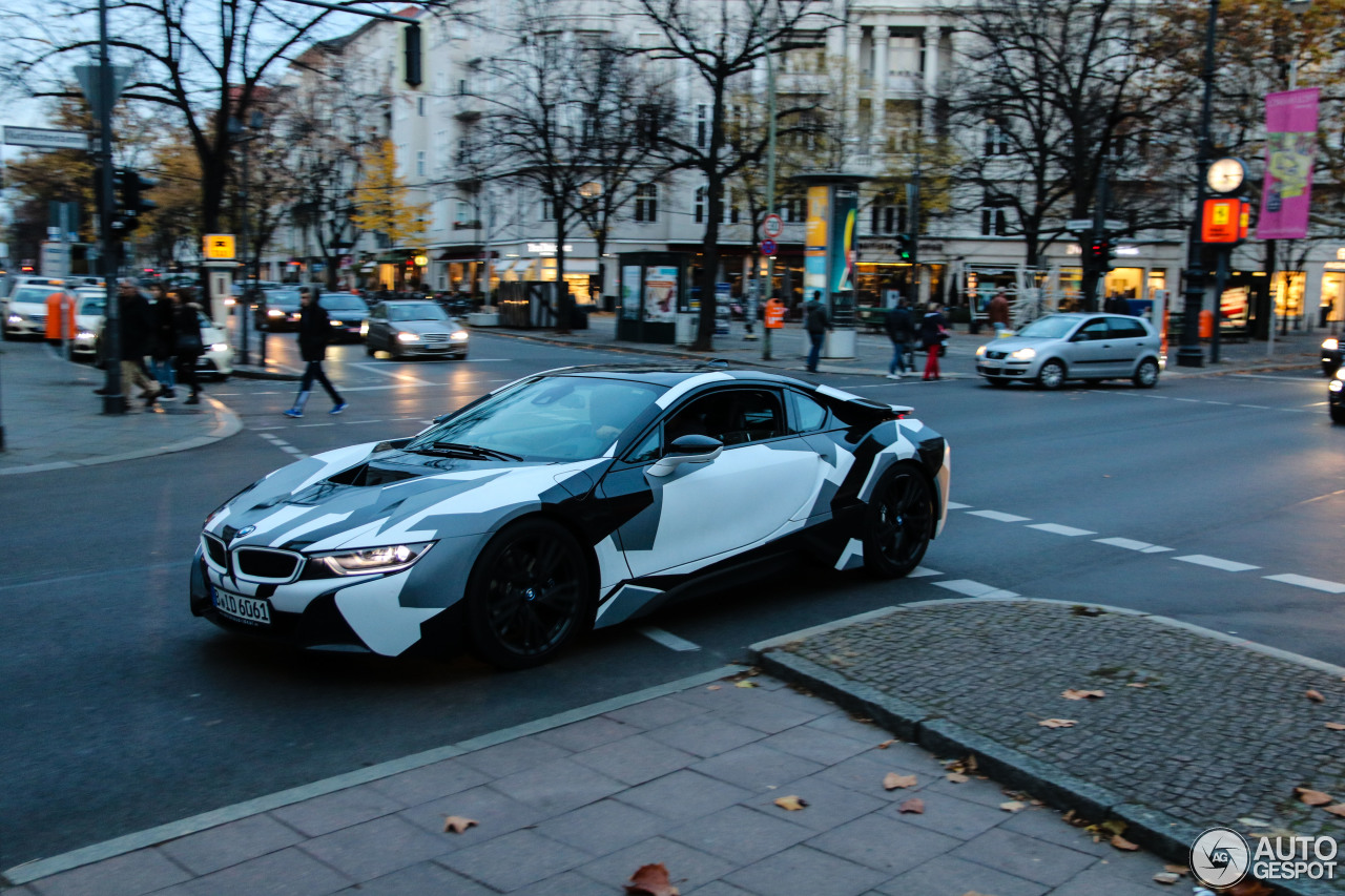 BMW i8