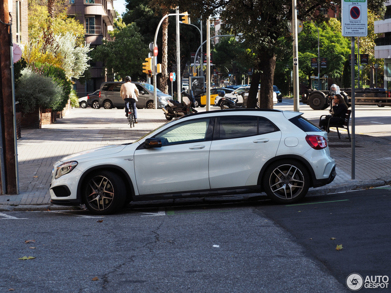 Mercedes-Benz GLA 45 AMG X156