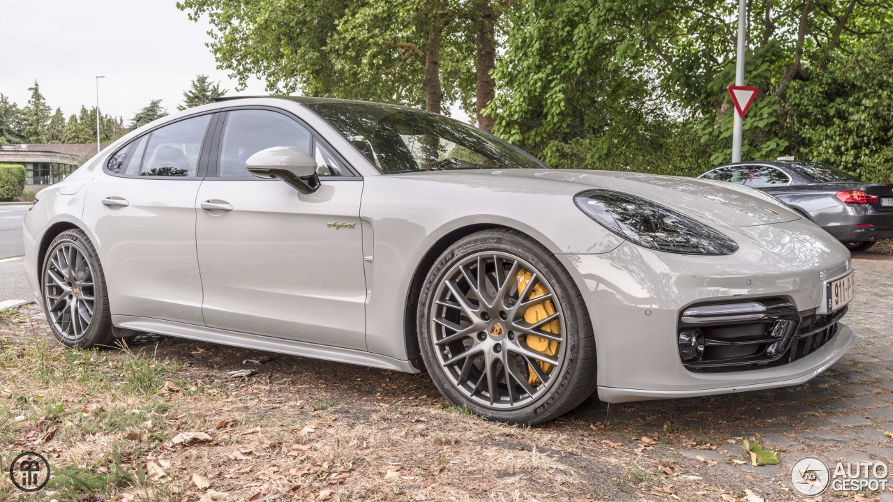 Porsche 971 Panamera Turbo S E-Hybrid