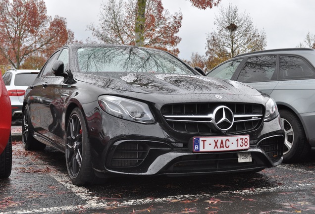 Mercedes-AMG E 63 S W213