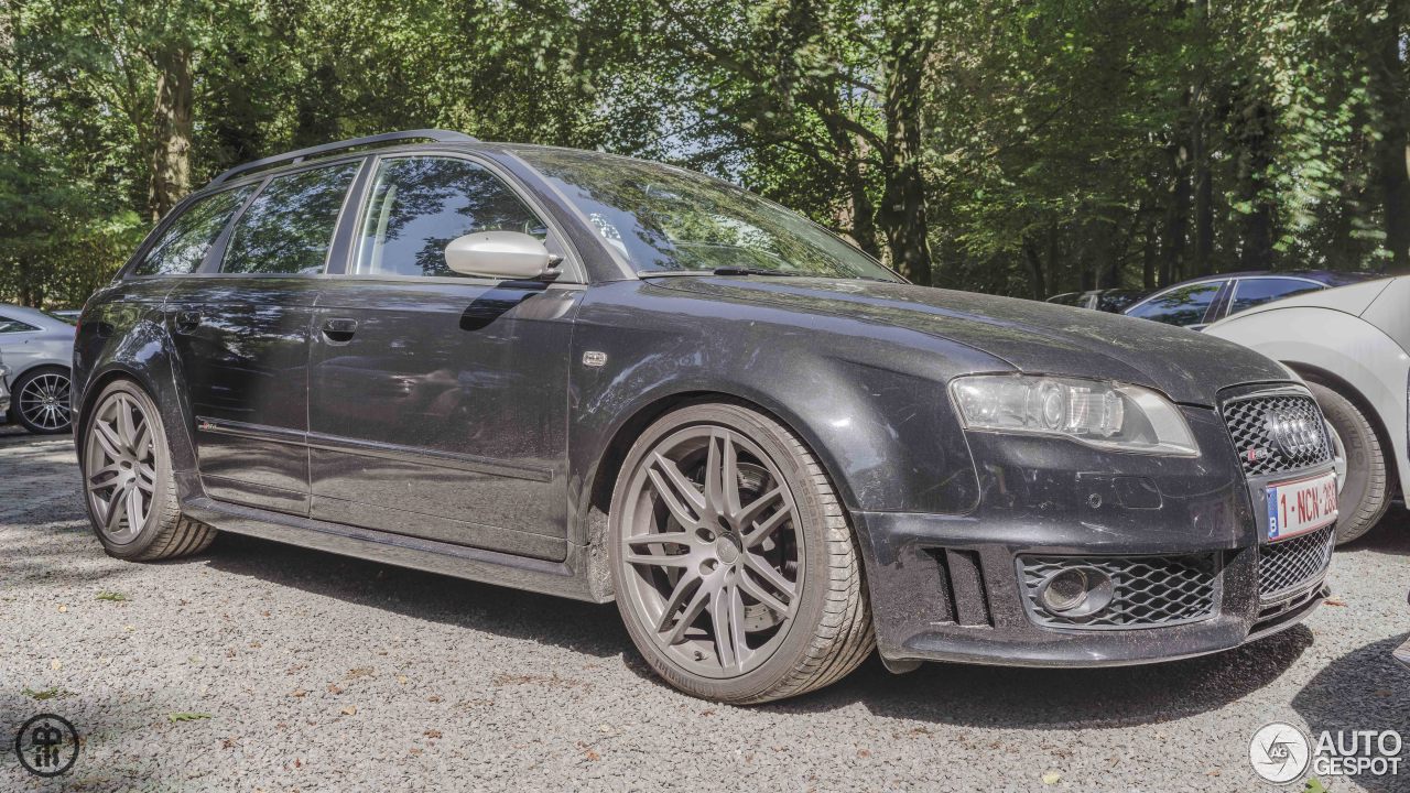 Audi RS4 Avant B7