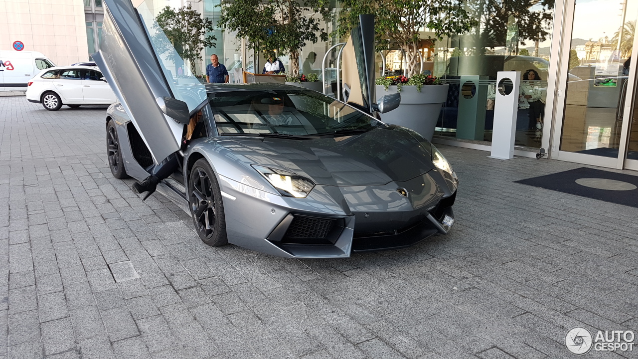 Lamborghini Aventador LP700-4