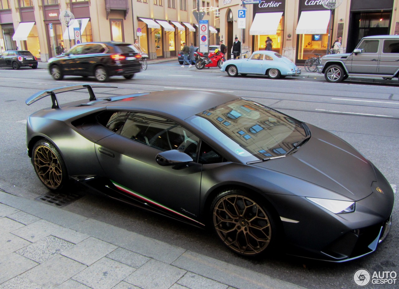 Lamborghini Huracán LP640-4 Performante