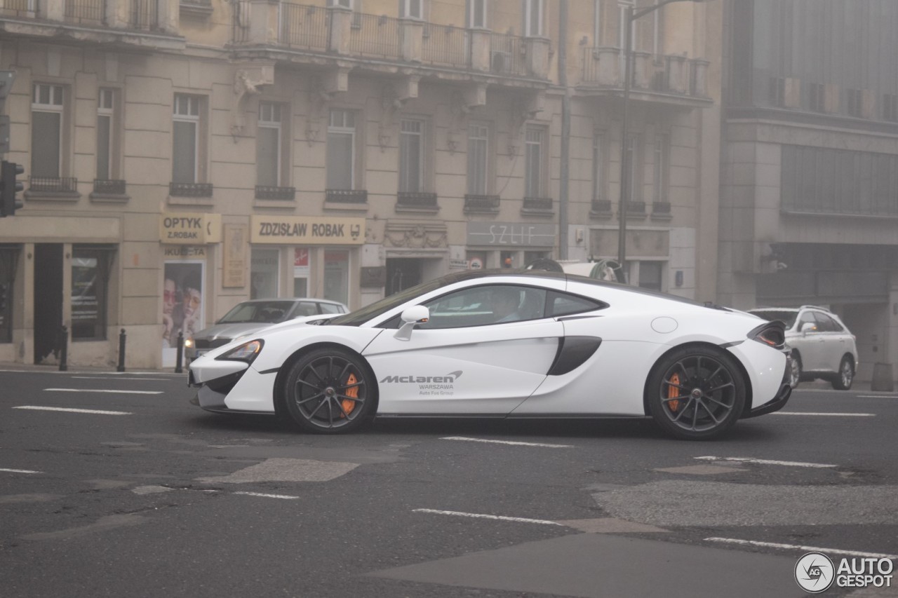 McLaren 570GT