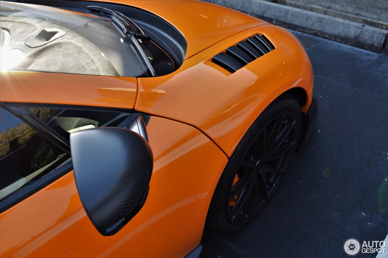 McLaren 675LT Spider