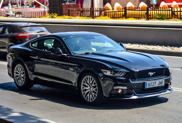 Ford Mustang GT 2015