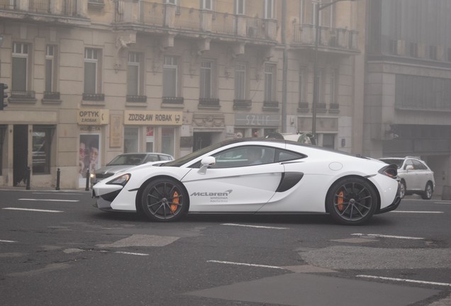 McLaren 570GT