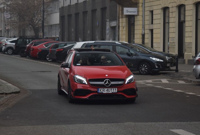 Mercedes-AMG A 45 W176 2015