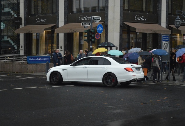 Mercedes-AMG E 63 S W213