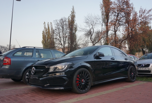 Mercedes-Benz CLA 45 AMG C117