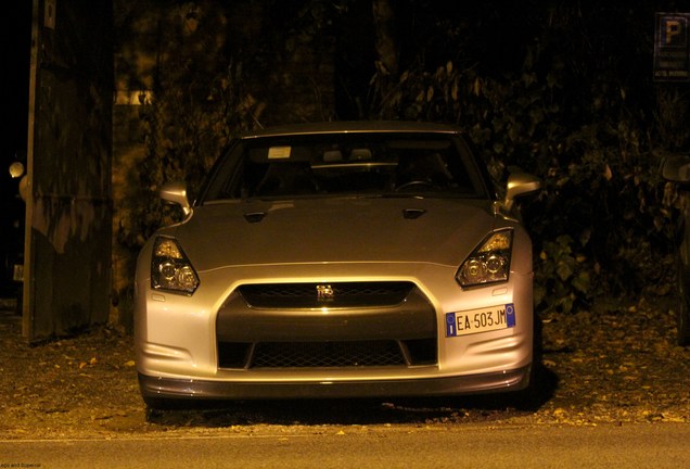 Nissan GT-R