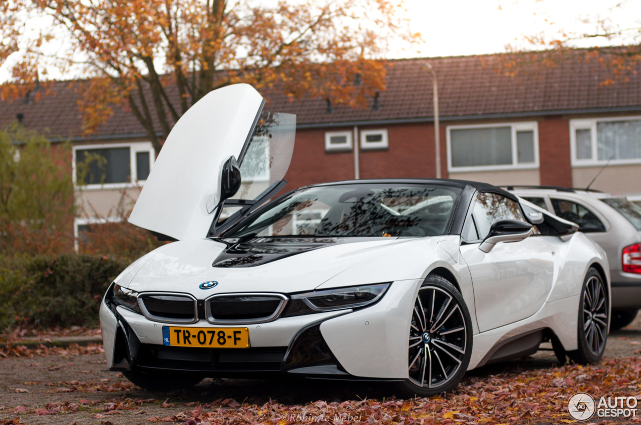 BMW i8 Roadster