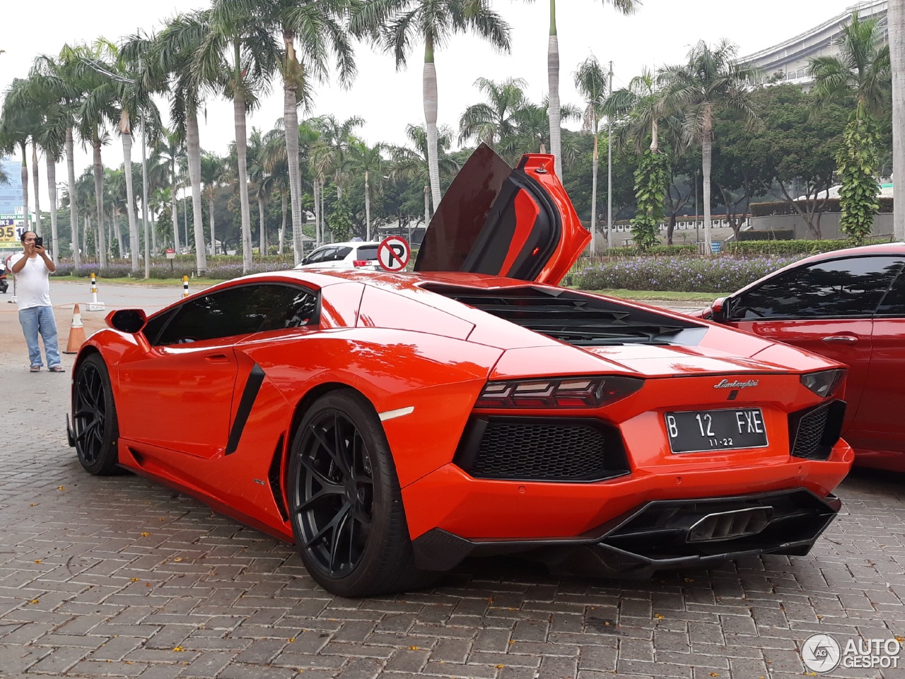 Lamborghini Aventador LP700-4