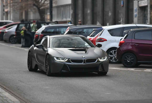 BMW i8