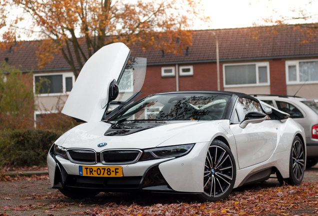 BMW i8 Roadster