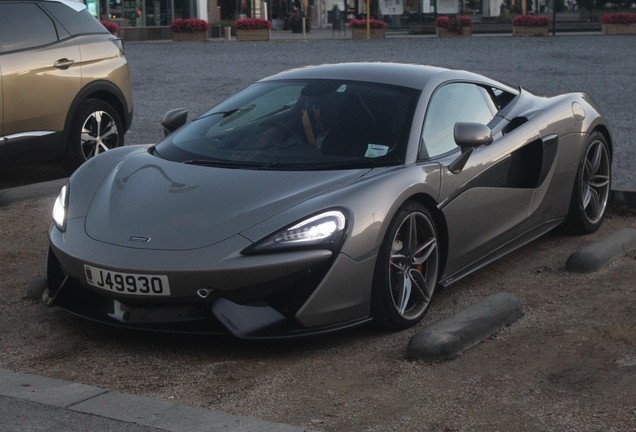 McLaren 570S