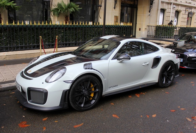 Porsche 991 GT2 RS Weissach Package