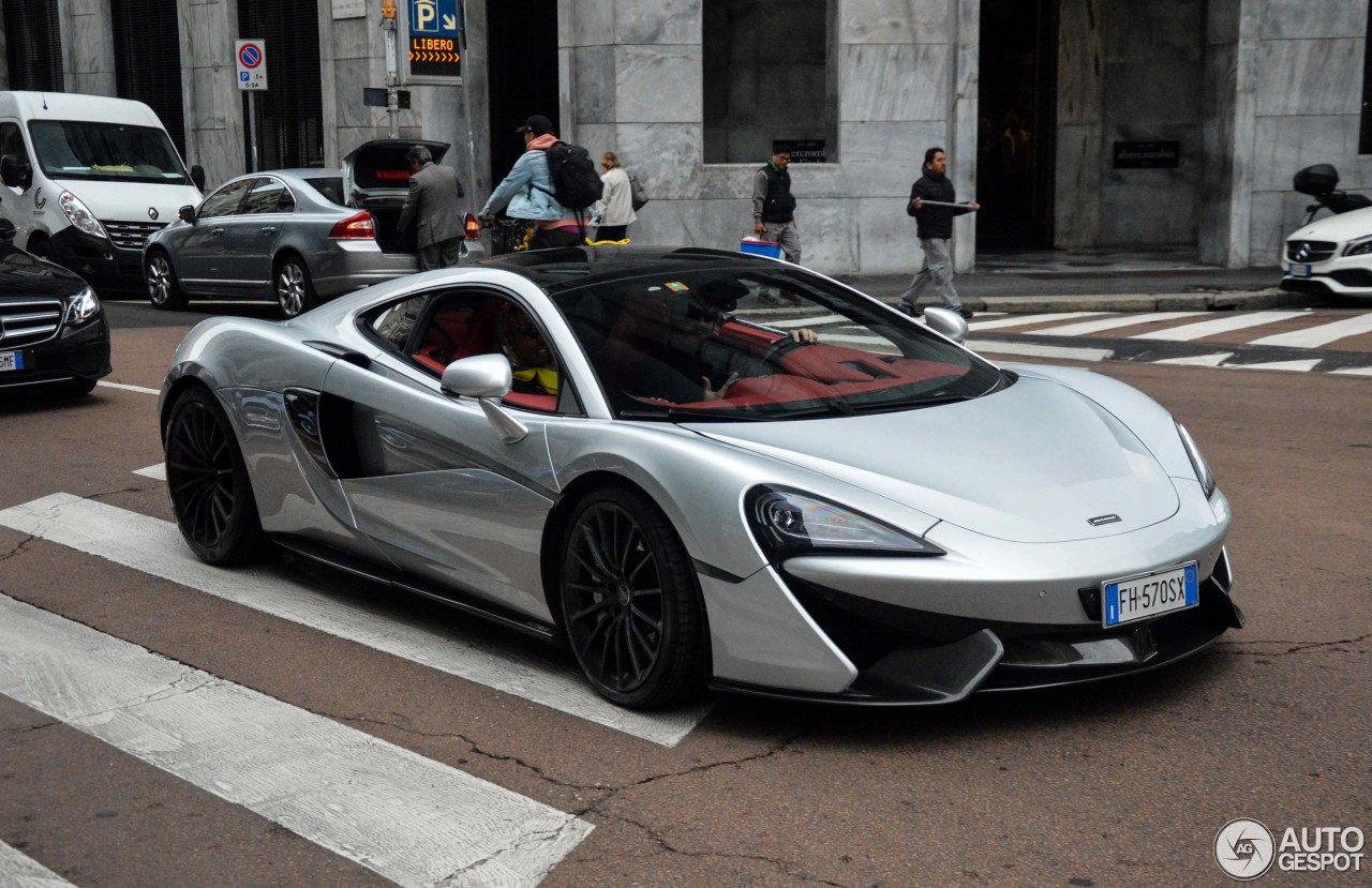 McLaren 570GT