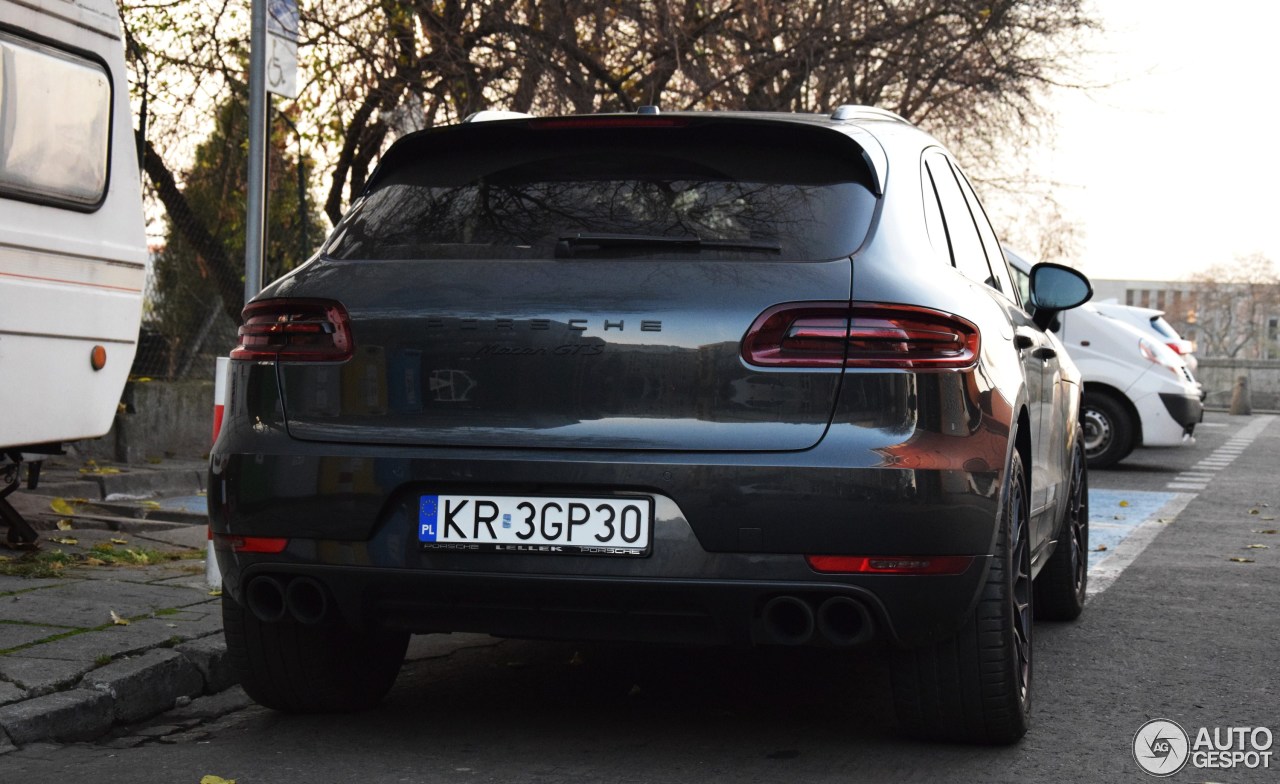 Porsche 95B Macan GTS