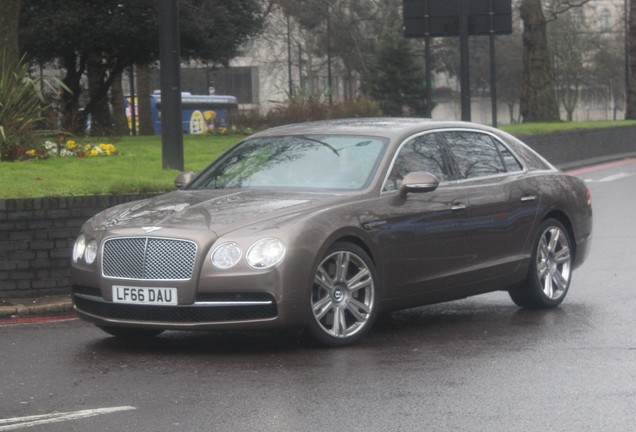 Bentley Flying Spur V8