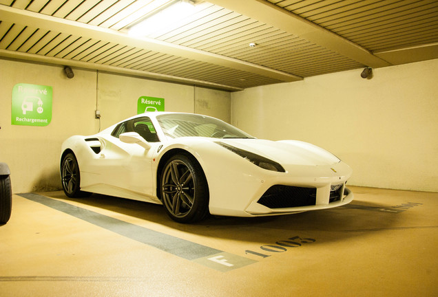 Ferrari 488 Spider