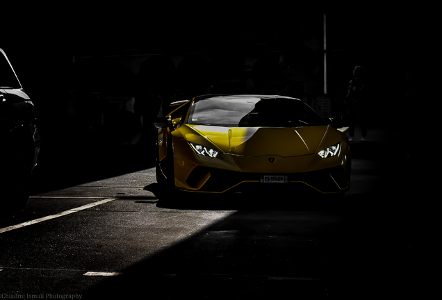 Lamborghini Huracán LP640-4 Performante