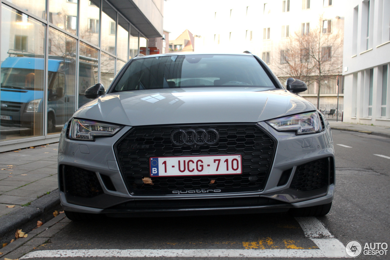 Audi RS4 Avant B9