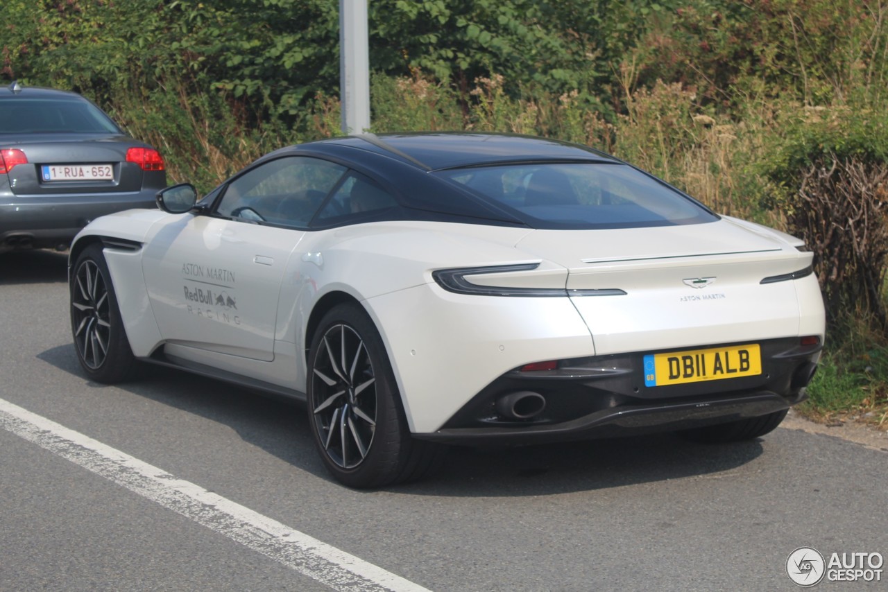 Aston Martin DB11 V8