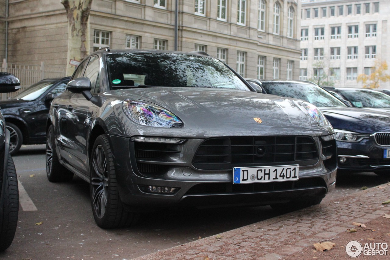 Porsche 95B Macan GTS