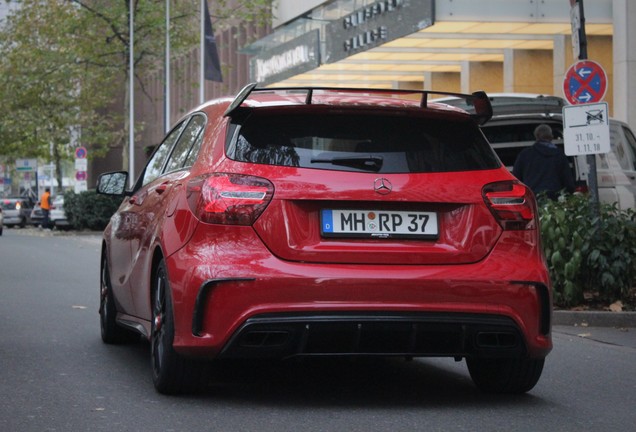 Mercedes-AMG A 45 W176 2015