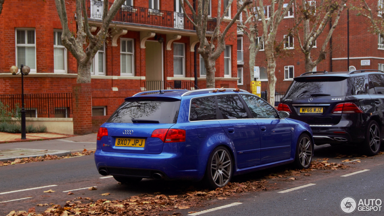 Audi RS4 Avant B7