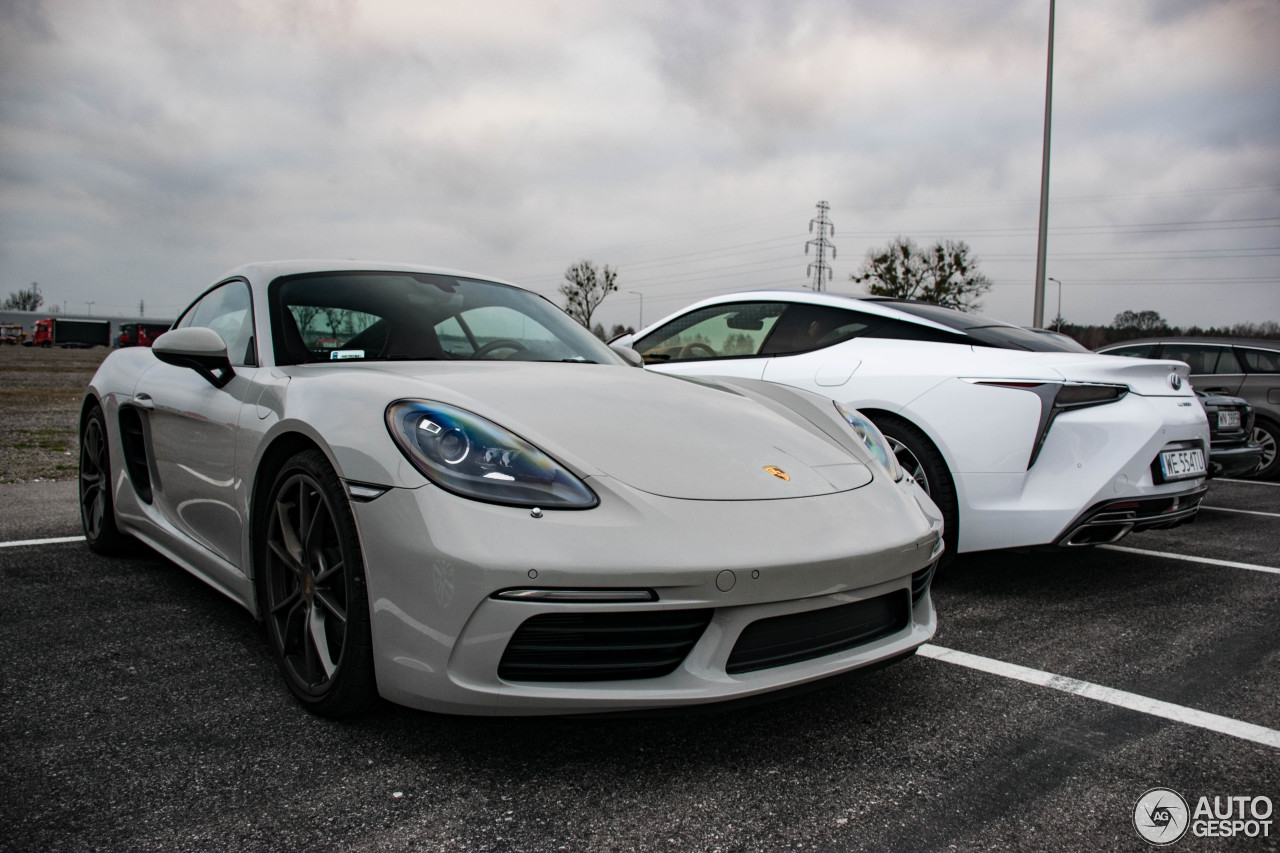 Porsche 718 Cayman S