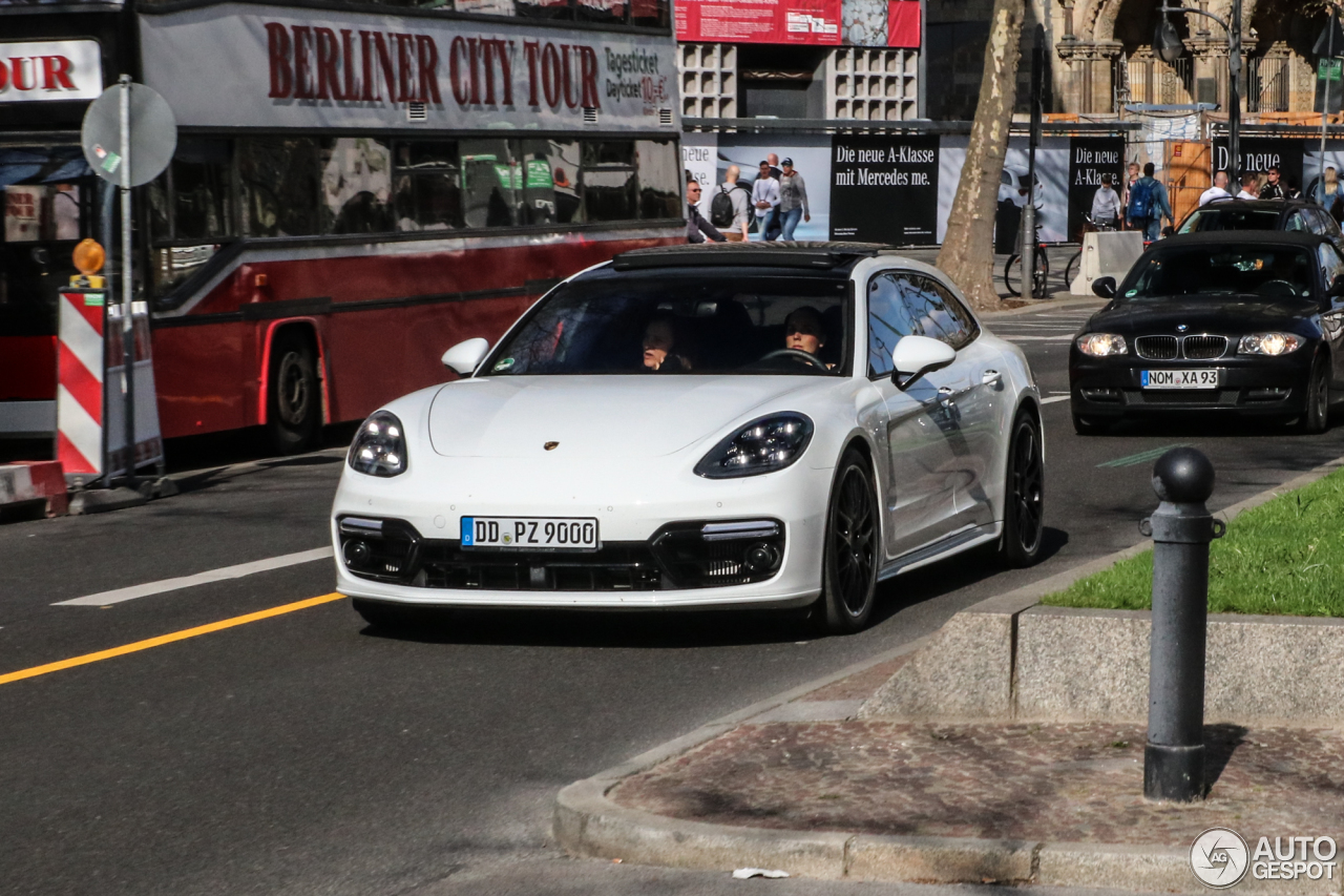 Porsche 971 Panamera Turbo Sport Turismo