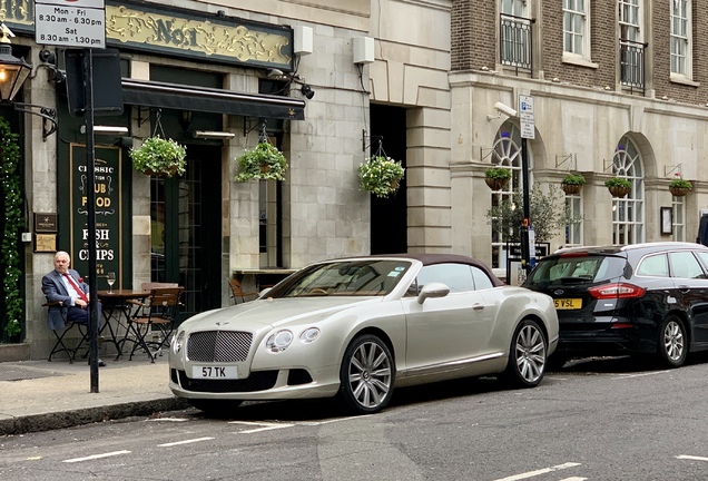 Bentley Continental GTC 2012