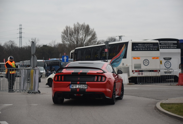 Ford Mustang GT 2015