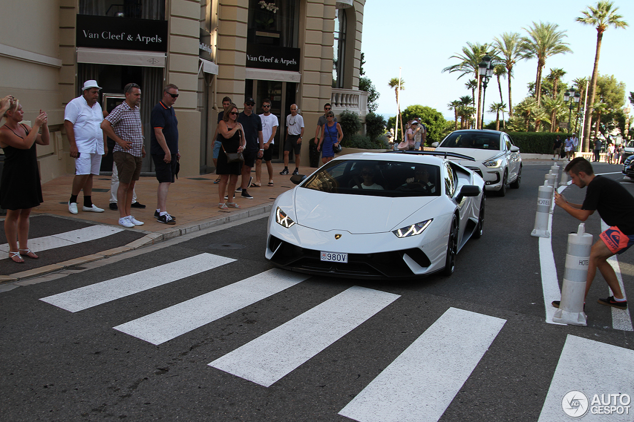 Lamborghini Huracán LP640-4 Performante