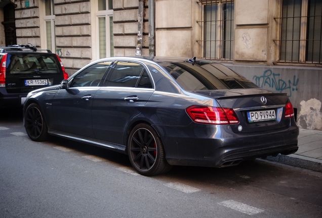 Mercedes-Benz E 63 AMG S W212