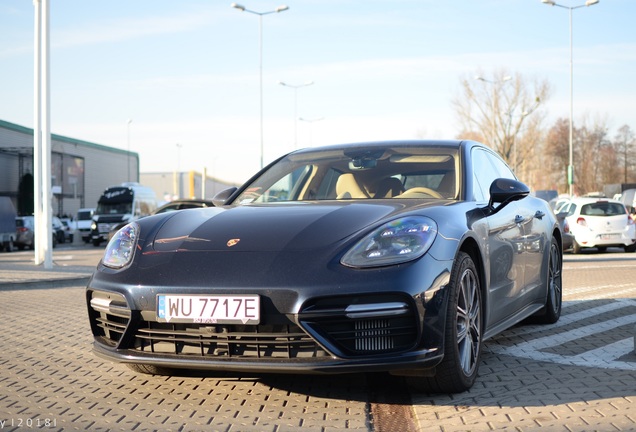 Porsche 971 Panamera Turbo