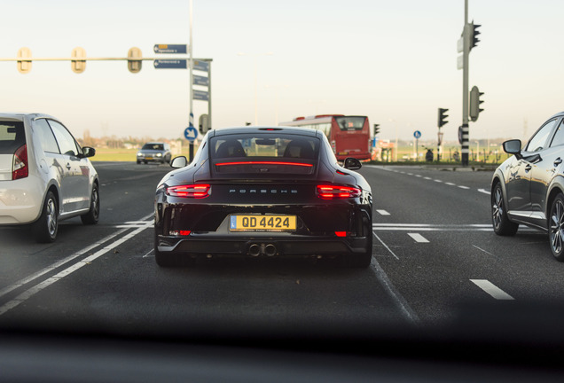 Porsche 991 GT3 Touring