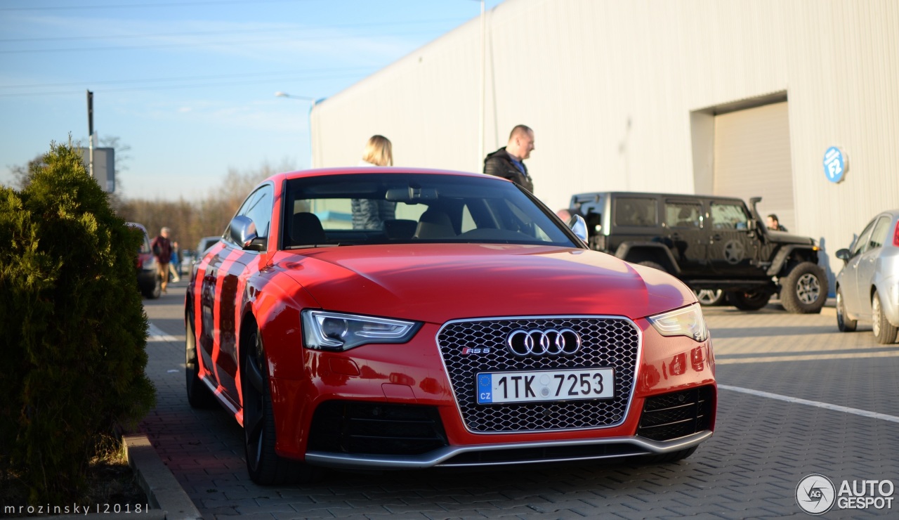 Audi RS5 B8 2012