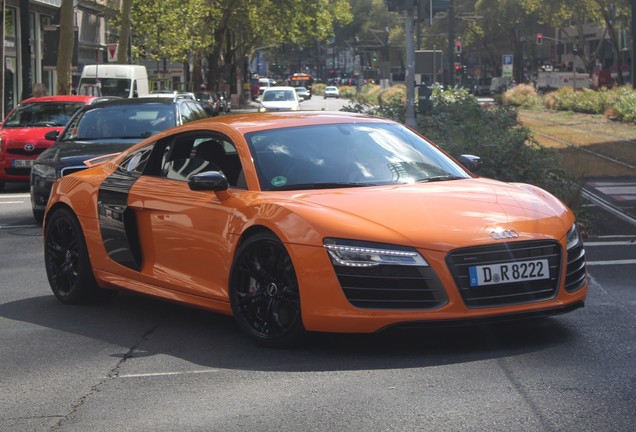 Audi R8 V10 Plus 2013