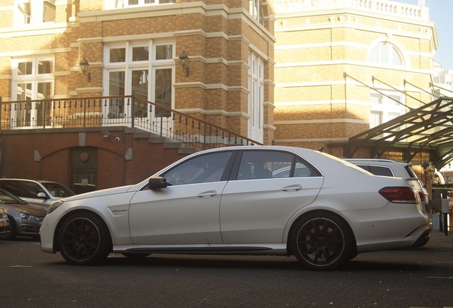 Mercedes-Benz E 63 AMG S W212