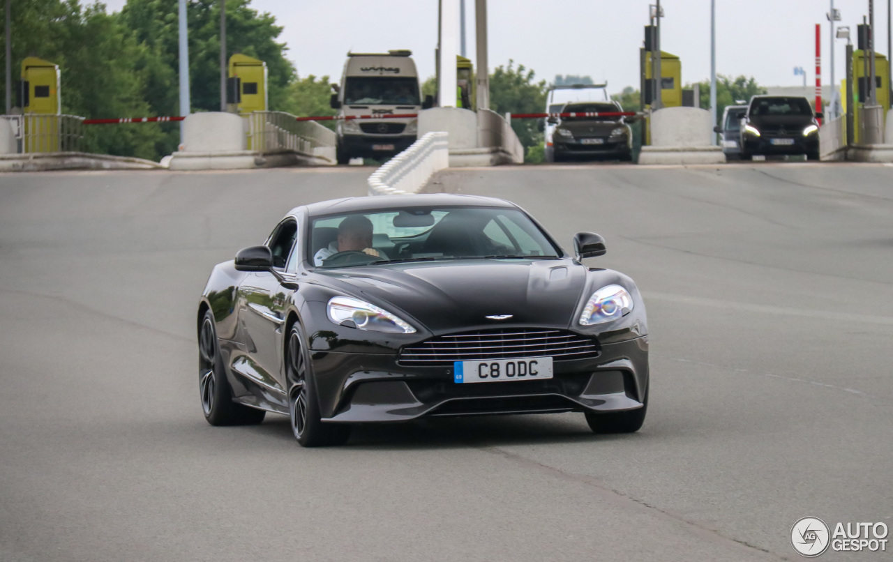 Aston Martin Vanquish 2013