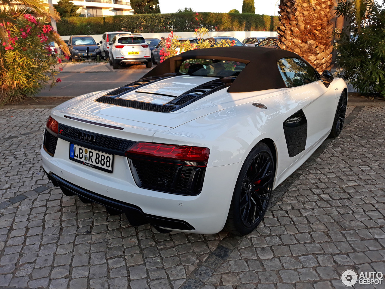 Audi R8 V10 Spyder 2016