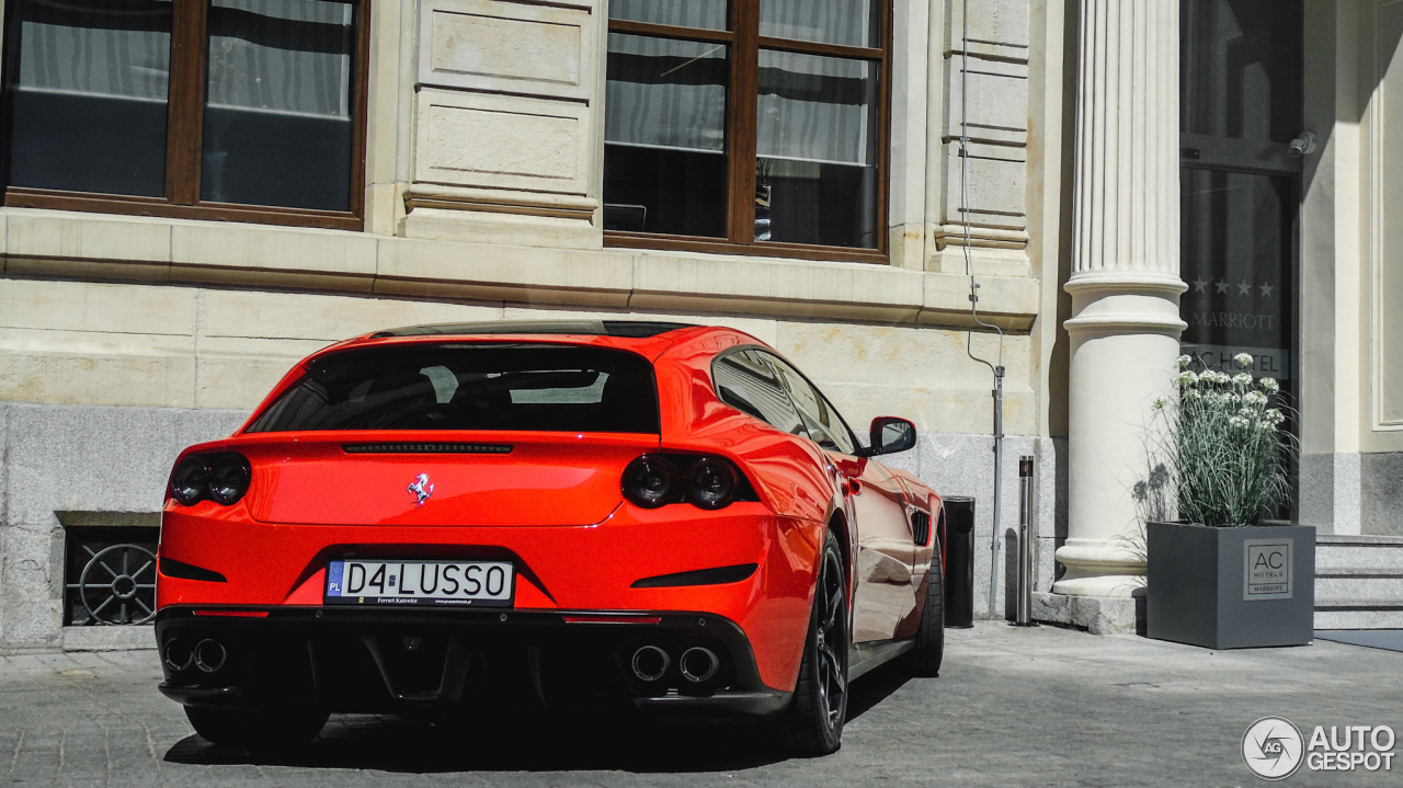 Ferrari GTC4Lusso